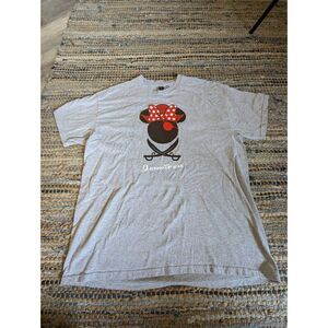 Jennifer Disney Women's XL Monogram T-shirt Pirate Gray Mini Mouse S/S Crew Neck